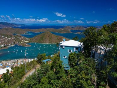 Coral Bay Luxury World Class Views